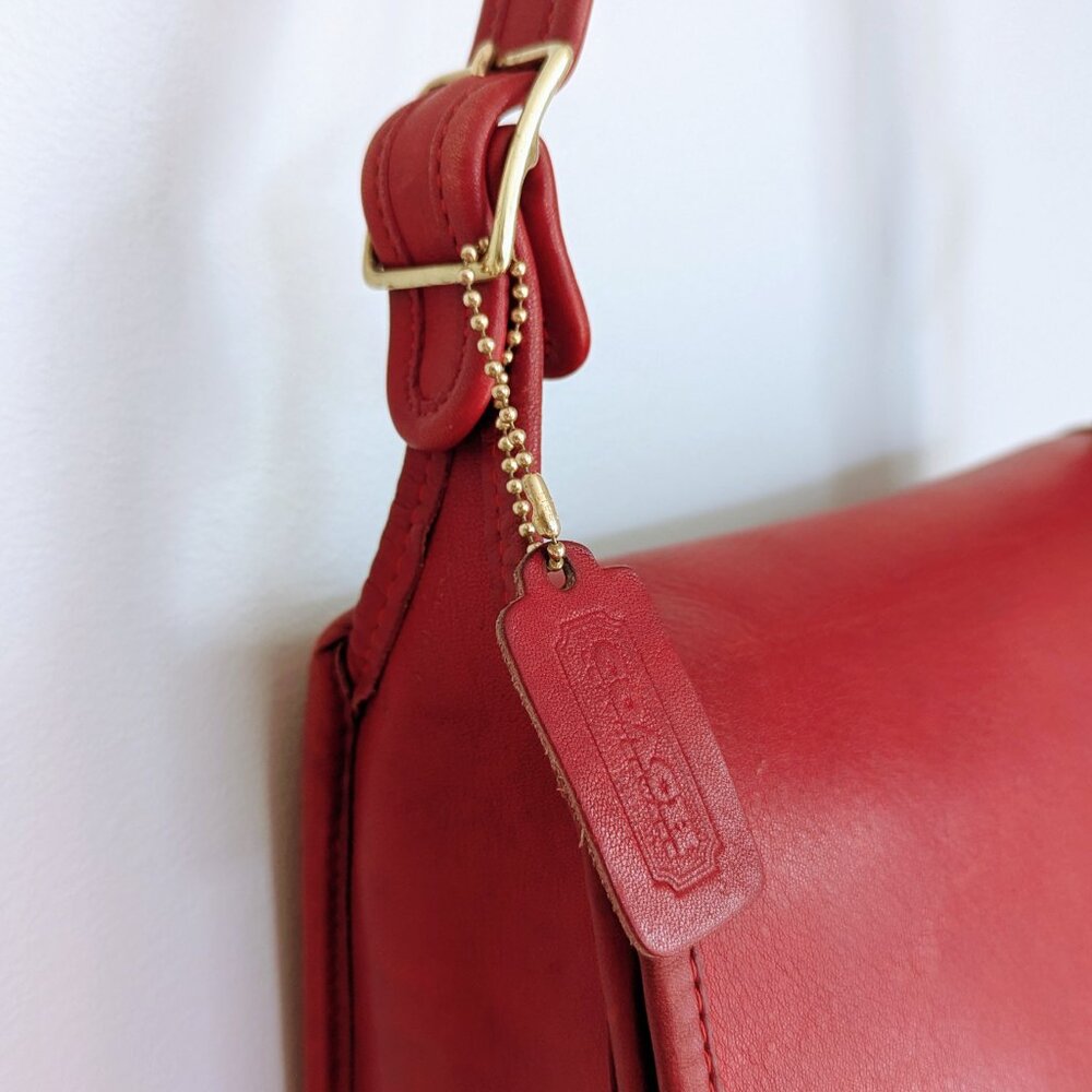 Vintage Coach NYC Small Shoulder Bag 9530 Red Larger Variation - Picture 7 of 16
